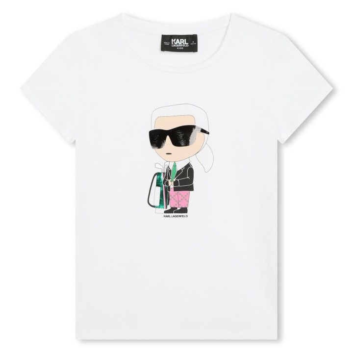 sleeveless t-shirt