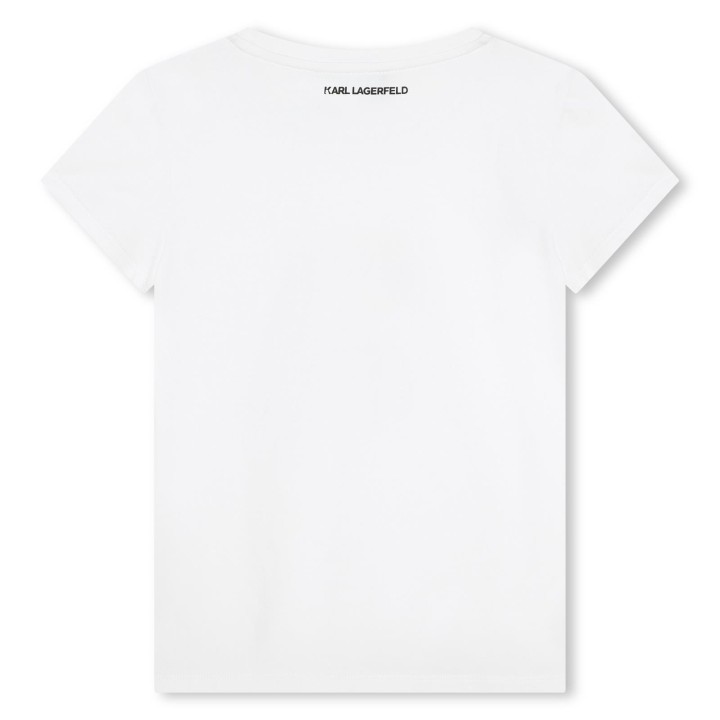 sleeveless t-shirt