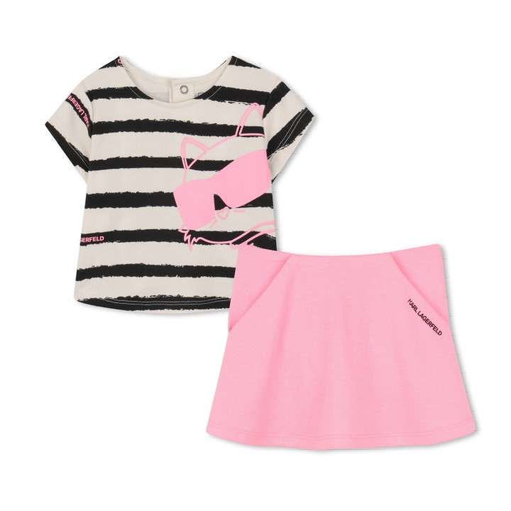 ensemble t-shirt+jupe