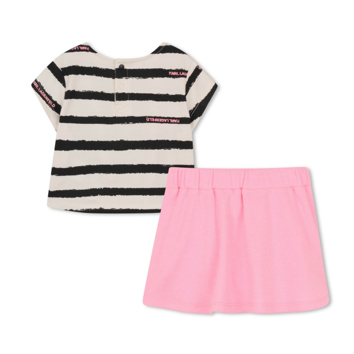 ensemble t-shirt+jupe